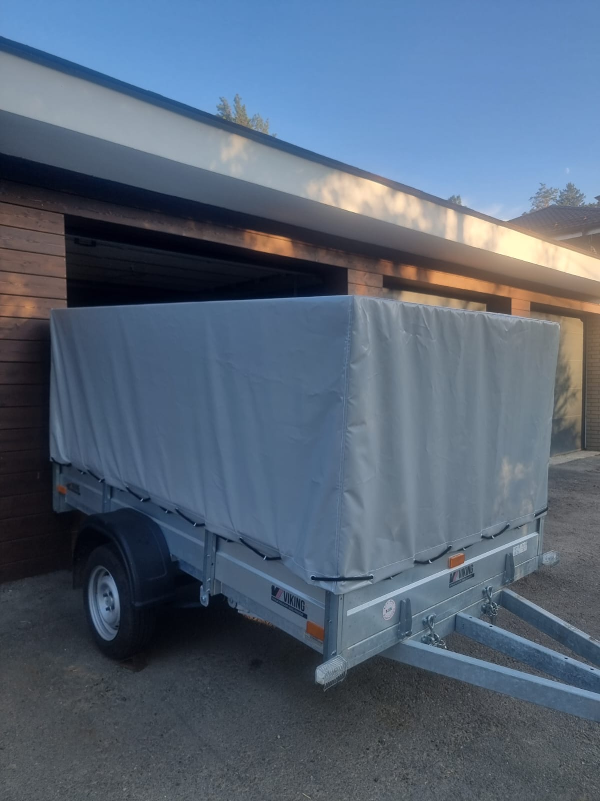 Наш новый тент на машину